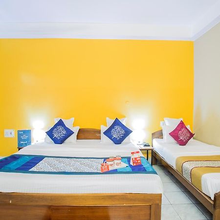 Breeze Hotel Siliguri Esterno foto