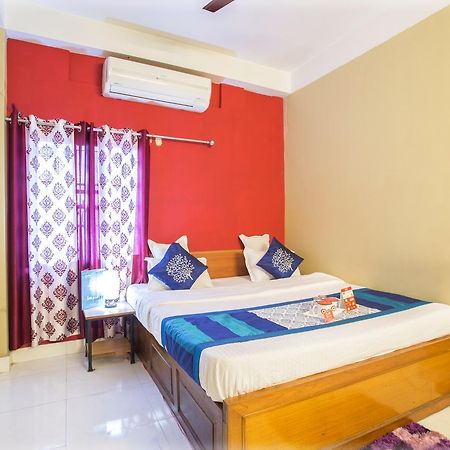 Breeze Hotel Siliguri Esterno foto