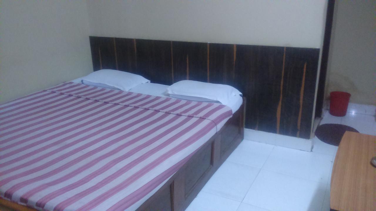Breeze Hotel Siliguri Esterno foto