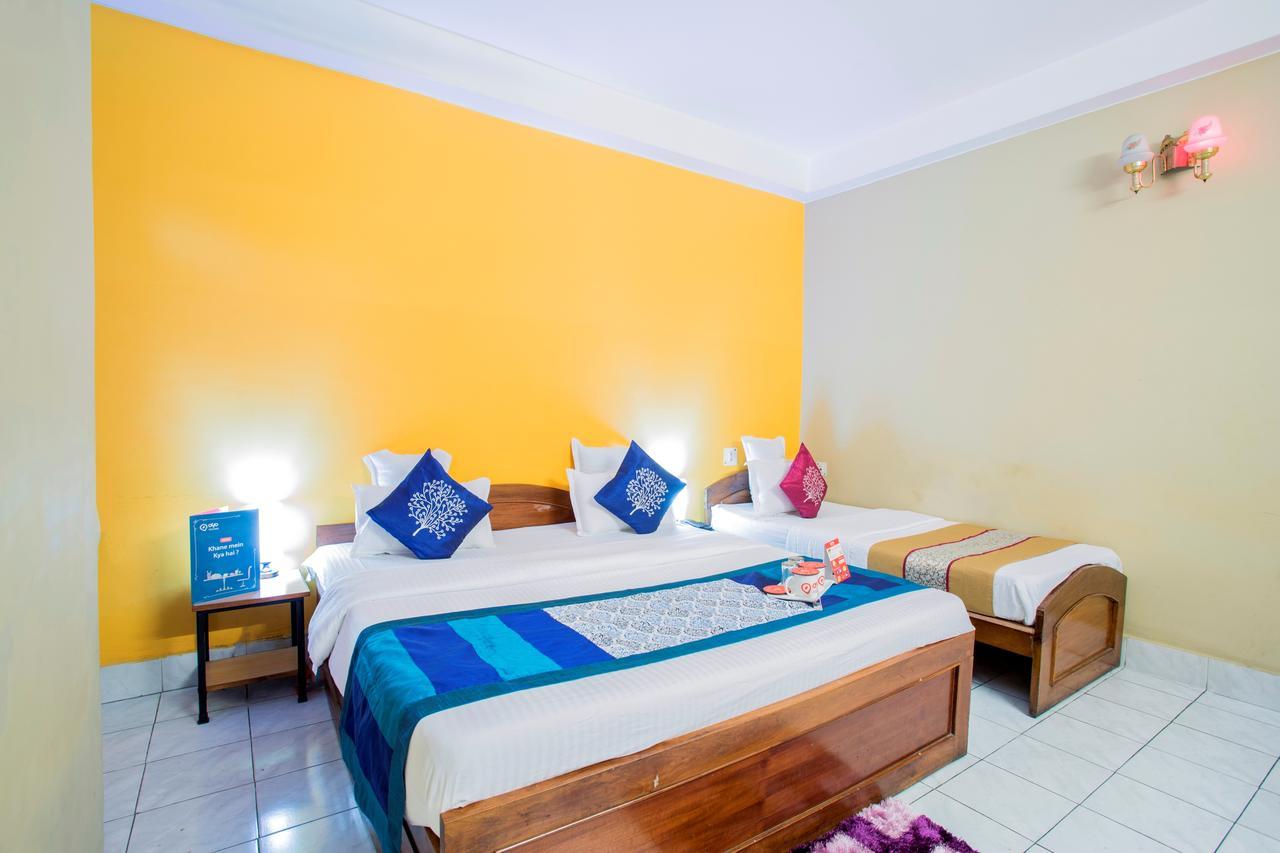 Breeze Hotel Siliguri Esterno foto