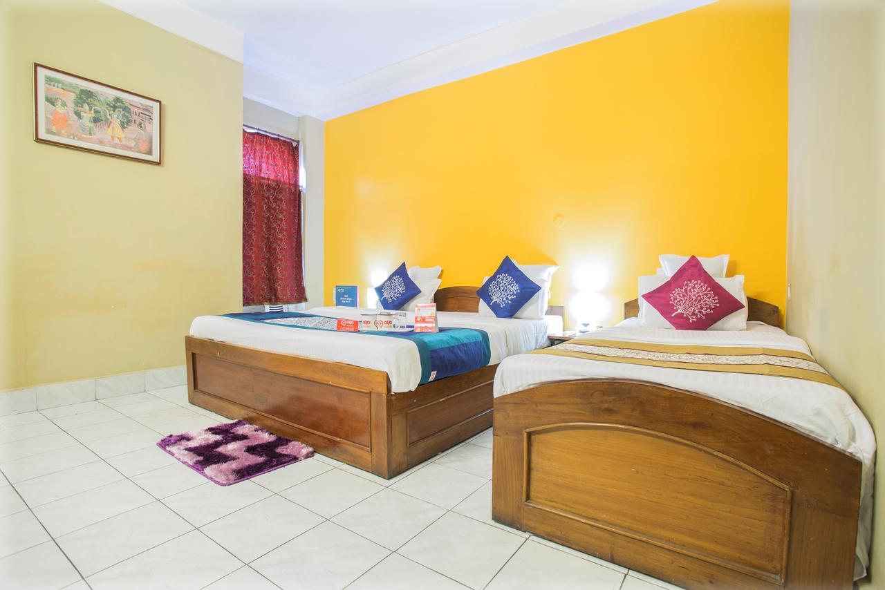 Breeze Hotel Siliguri Esterno foto