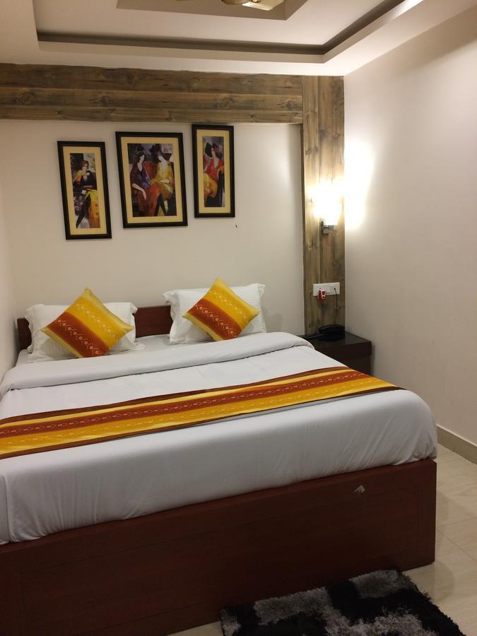 Breeze Hotel Siliguri Esterno foto