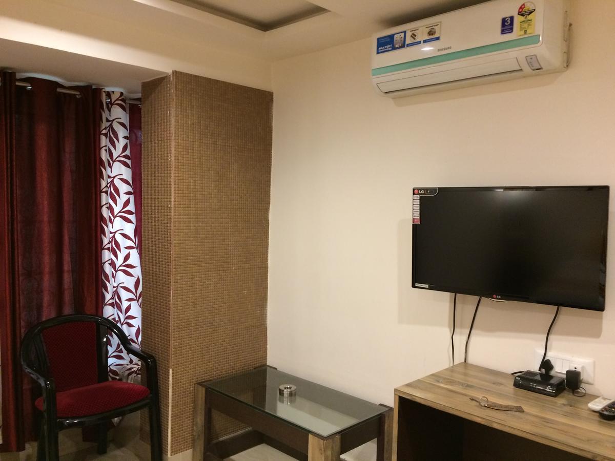Breeze Hotel Siliguri Esterno foto